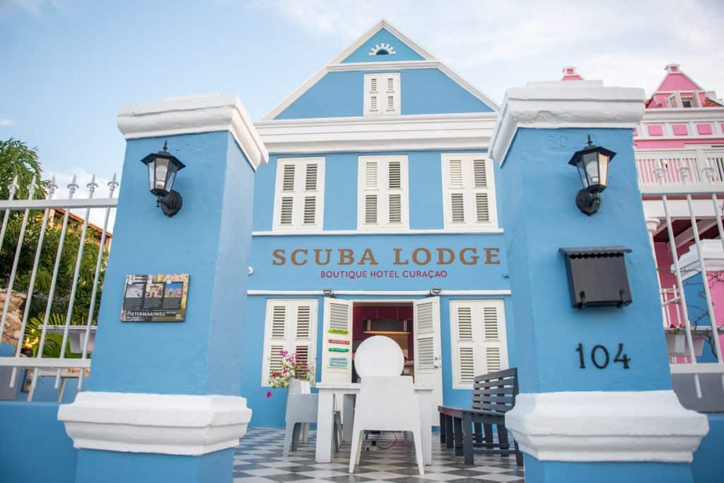 Pietermaai Curacao 8- Scuba Lodge Hotel