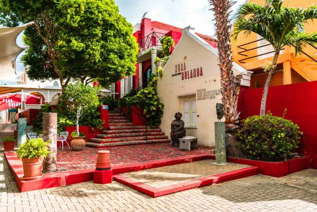 ways-other-countries-influenced-curacao-culture-3