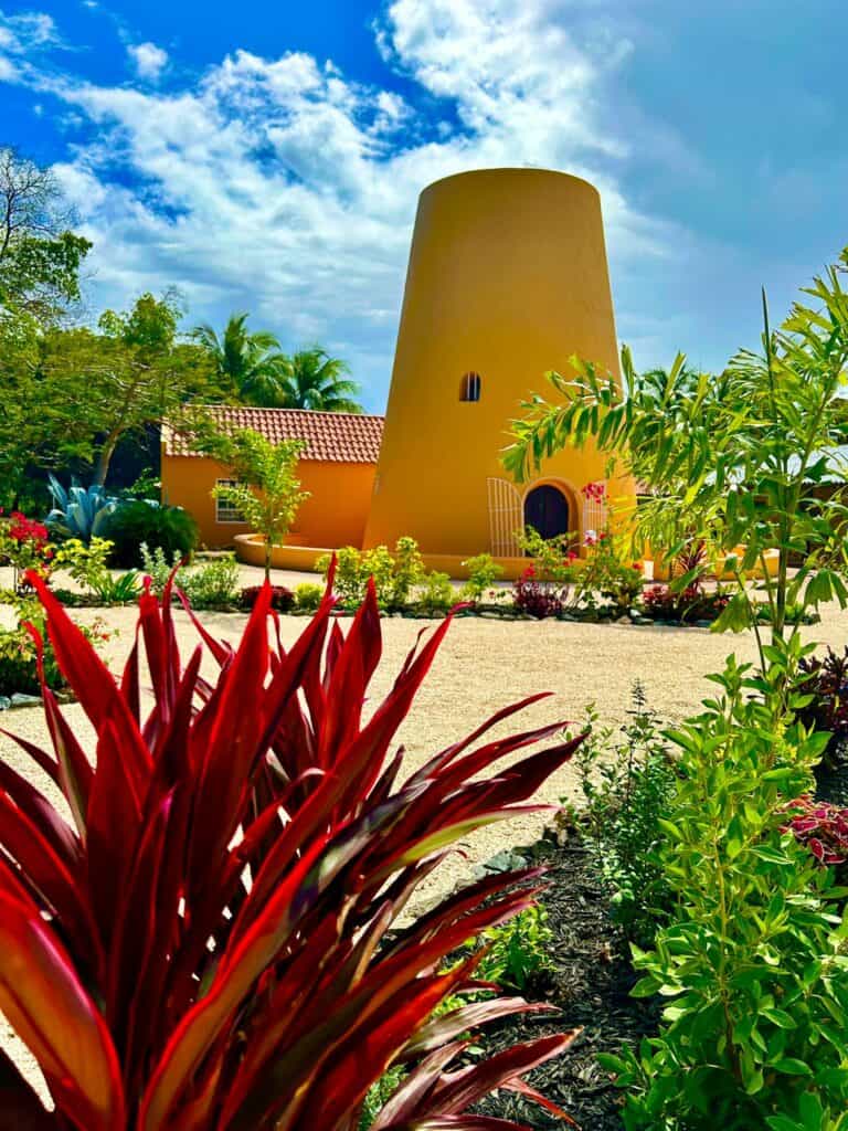 Hofi Mango Park: Sugarmill